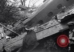 Standbild Airliner Wrack Bethel Connecticut USA, 1934, aus Sekunde 11 historischem Filmmaterial Videoclip 65675032721