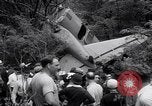 Standbild Airliner Wrack Bethel Connecticut USA, 1934, aus Sekunde 45 historischem Filmmaterial Videoclip 65675032721