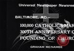 Standbild Katholiken Baltimore Maryland USA, 1934, aus Sekunde 6 historischem Filmmaterial Videoclip 65675032724