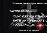 Standbild Katholiken Baltimore Maryland USA, 1934, aus Sekunde 12 historischem Filmmaterial Videoclip 65675032724