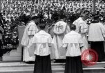 Standbild Katholiken Baltimore Maryland USA, 1934, aus Sekunde 59 historischem Filmmaterial Videoclip 65675032724