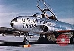 Standbild T-33A-5 Shooting Star United States USA, 1955, aus Sekunde 8 historischem Filmmaterial Videoclip 65675032726