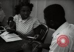 Immagine di Giovani uomini americani Washington DC USA, 1948, secondo 57 filmato di repertorio 65675032738