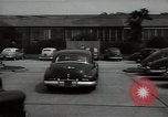 Standbild Mildred Gillars aka Axis Sally ankommen für Testversion Washington DC USA, 1948, aus Sekunde 36 historischem Filmmaterial Videoclip 65675032739