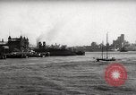 Standbild Wolkenkratzer Ellis Island New York USA, 1948, aus Sekunde 33 historischem Filmmaterial Videoclip 65675032740