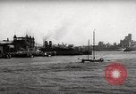 Standbild Wolkenkratzer Ellis Island New York USA, 1948, aus Sekunde 37 historischem Filmmaterial Videoclip 65675032740