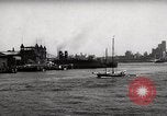 Standbild Wolkenkratzer Ellis Island New York USA, 1948, aus Sekunde 38 historischem Filmmaterial Videoclip 65675032740