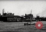 Standbild Wolkenkratzer Ellis Island New York USA, 1948, aus Sekunde 46 historischem Filmmaterial Videoclip 65675032740
