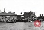 Standbild Wolkenkratzer Ellis Island New York USA, 1948, aus Sekunde 58 historischem Filmmaterial Videoclip 65675032740