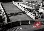 Immagine di Statua di libert Ellis Island New York USA, 1948, secondo 6 filmato di repertorio 65675032742