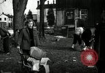 Standbild Menschen Reinigung viel für den Einsatz als Spielplatz Monroe New York USA, 1950, aus Sekunde 16 historischem Filmmaterial Videoclip 65675032772