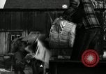 Standbild Menschen Reinigung viel für den Einsatz als Spielplatz Monroe New York USA, 1950, aus Sekunde 32 historischem Filmmaterial Videoclip 65675032772