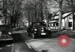 Standbild Menschen Reinigung viel für den Einsatz als Spielplatz Monroe New York USA, 1950, aus Sekunde 60 historischem Filmmaterial Videoclip 65675032772