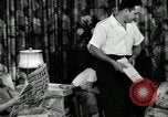 Immagine di Lavoratore auto Detroit Michigan USA, 1950, secondo 16 filmato di repertorio 65675032773