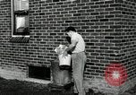 Immagine di Lavoratore auto Detroit Michigan USA, 1950, secondo 46 filmato di repertorio 65675032773