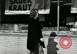 Immagine di Lavoratore auto Detroit Michigan USA, 1950, secondo 51 filmato di repertorio 65675032773