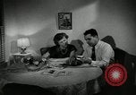Standbild Familie auto worker Detroit Michigan USA, 1950, aus Sekunde 5 historischem Filmmaterial Videoclip 65675032774