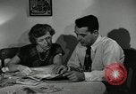 Standbild Familie auto worker Detroit Michigan USA, 1950, aus Sekunde 18 historischem Filmmaterial Videoclip 65675032774