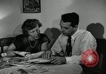 Standbild Familie auto worker Detroit Michigan USA, 1950, aus Sekunde 24 historischem Filmmaterial Videoclip 65675032774