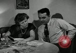 Standbild Familie auto worker Detroit Michigan USA, 1950, aus Sekunde 29 historischem Filmmaterial Videoclip 65675032774