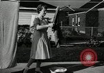 Standbild Familie auto worker Detroit Michigan USA, 1950, aus Sekunde 61 historischem Filmmaterial Videoclip 65675032774