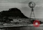 Standbild Arbeitsaktivitäten auf einer Farm und Ranch in Texas United States USA, 1943, aus Sekunde 1 historischem Filmmaterial Videoclip 65675032776
