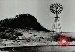 Standbild Arbeitsaktivitäten auf einer Farm und Ranch in Texas United States USA, 1943, aus Sekunde 5 historischem Filmmaterial Videoclip 65675032776