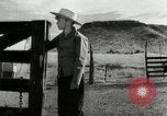 Standbild Arbeitsaktivitäten auf einer Farm und Ranch in Texas United States USA, 1943, aus Sekunde 9 historischem Filmmaterial Videoclip 65675032776
