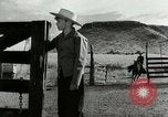 Standbild Arbeitsaktivitäten auf einer Farm und Ranch in Texas United States USA, 1943, aus Sekunde 10 historischem Filmmaterial Videoclip 65675032776