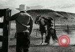 Standbild Arbeitsaktivitäten auf einer Farm und Ranch in Texas United States USA, 1943, aus Sekunde 13 historischem Filmmaterial Videoclip 65675032776