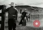 Standbild Arbeitsaktivitäten auf einer Farm und Ranch in Texas United States USA, 1943, aus Sekunde 14 historischem Filmmaterial Videoclip 65675032776