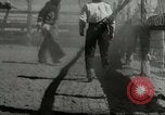 Standbild Roundup der wilden Pferde United States USA, 1943, aus Sekunde 33 historischem Filmmaterial Videoclip 65675032777