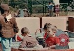 Immagine di Anni Cinquanta mode United States USA, 1958, secondo 15 filmato di repertorio 65675032778