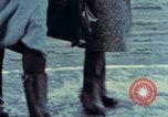 Immagine di Anni Cinquanta mode United States USA, 1958, secondo 35 filmato di repertorio 65675032778