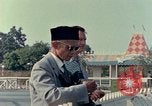 Immagine di Abiti United States USA, 1958, secondo 16 filmato di repertorio 65675032779