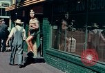 Immagine di Abbigliamento per il tempo libero United States USA, 1958, secondo 8 filmato di repertorio 65675032780