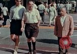 Immagine di Abbigliamento per il tempo libero United States USA, 1958, secondo 10 filmato di repertorio 65675032780
