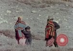 Immagine di Abbigliamento per il tempo libero United States USA, 1958, secondo 15 filmato di repertorio 65675032780