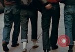 Immagine di Abbigliamento per il tempo libero United States USA, 1958, secondo 25 filmato di repertorio 65675032780