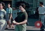 Immagine di Abbigliamento per il tempo libero United States USA, 1958, secondo 23 filmato di repertorio 65675032781