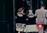 Immagine di Abbigliamento per il tempo libero United States USA, 1958, secondo 25 filmato di repertorio 65675032781
