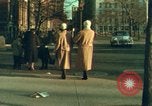 Immagine di Abbigliamento per il tempo libero United States USA, 1958, secondo 32 filmato di repertorio 65675032781