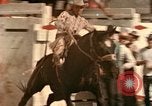 Standbild Rodeo United States USA, 1958, aus Sekunde 18 historischem Filmmaterial Videoclip 65675032784