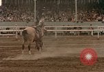 Standbild Rodeo United States USA, 1958, aus Sekunde 43 historischem Filmmaterial Videoclip 65675032784