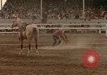 Standbild Rodeo United States USA, 1958, aus Sekunde 45 historischem Filmmaterial Videoclip 65675032784