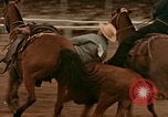 Standbild Rodeo United States USA, 1958, aus Sekunde 56 historischem Filmmaterial Videoclip 65675032784