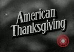 Standbild American Family Thanksgiving Abendessen vorbereiten United States USA, 1954, aus Sekunde 7 historischem Filmmaterial Videoclip 65675032785