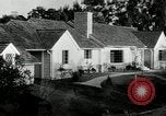 Standbild American Family Thanksgiving Abendessen vorbereiten United States USA, 1954, aus Sekunde 40 historischem Filmmaterial Videoclip 65675032785
