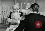 Standbild American colonial militia United States USA, 1954, aus Sekunde 17 historischem Filmmaterial Videoclip 65675032786