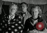 Standbild Wagon Trains der Pioniere nach Westen bewegen United States USA, 1954, aus Sekunde 40 historischem Filmmaterial Videoclip 65675032789